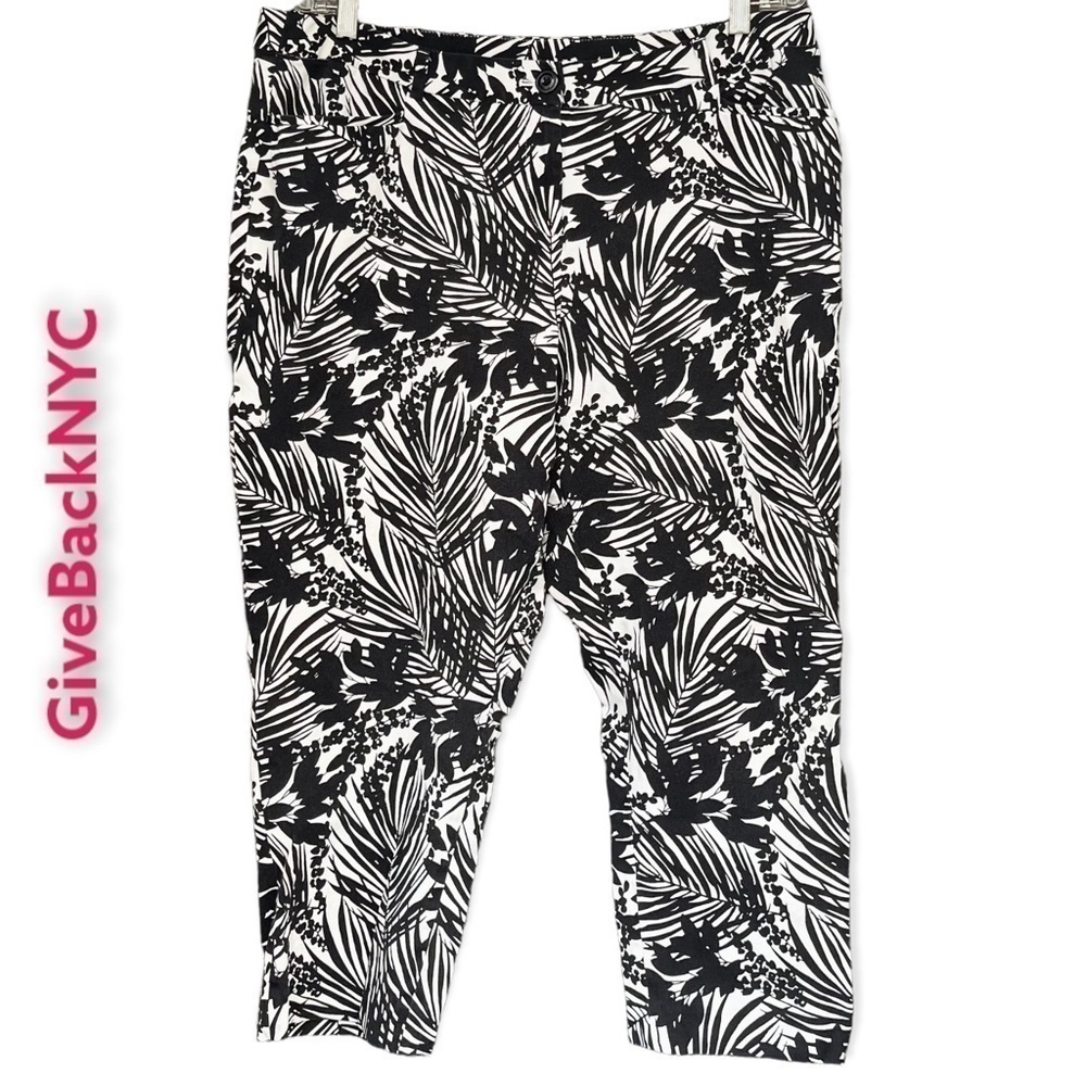 𝅺LANE Bryant Cropped Pants in Black & White Size 18